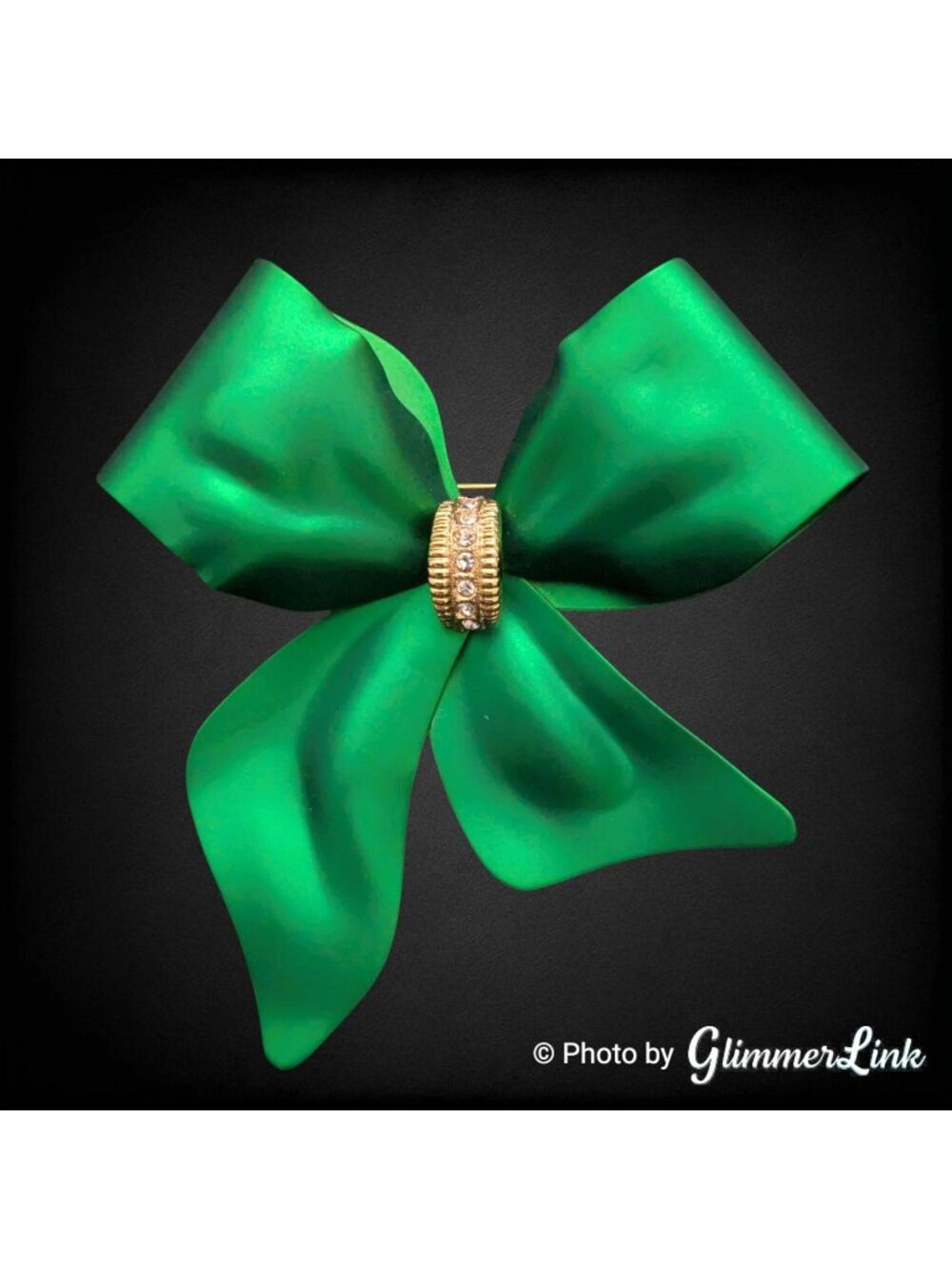Vintage In-Vest-Ments Green Bow Brooch Satin Look Rhinestone Holiday Pin Box
